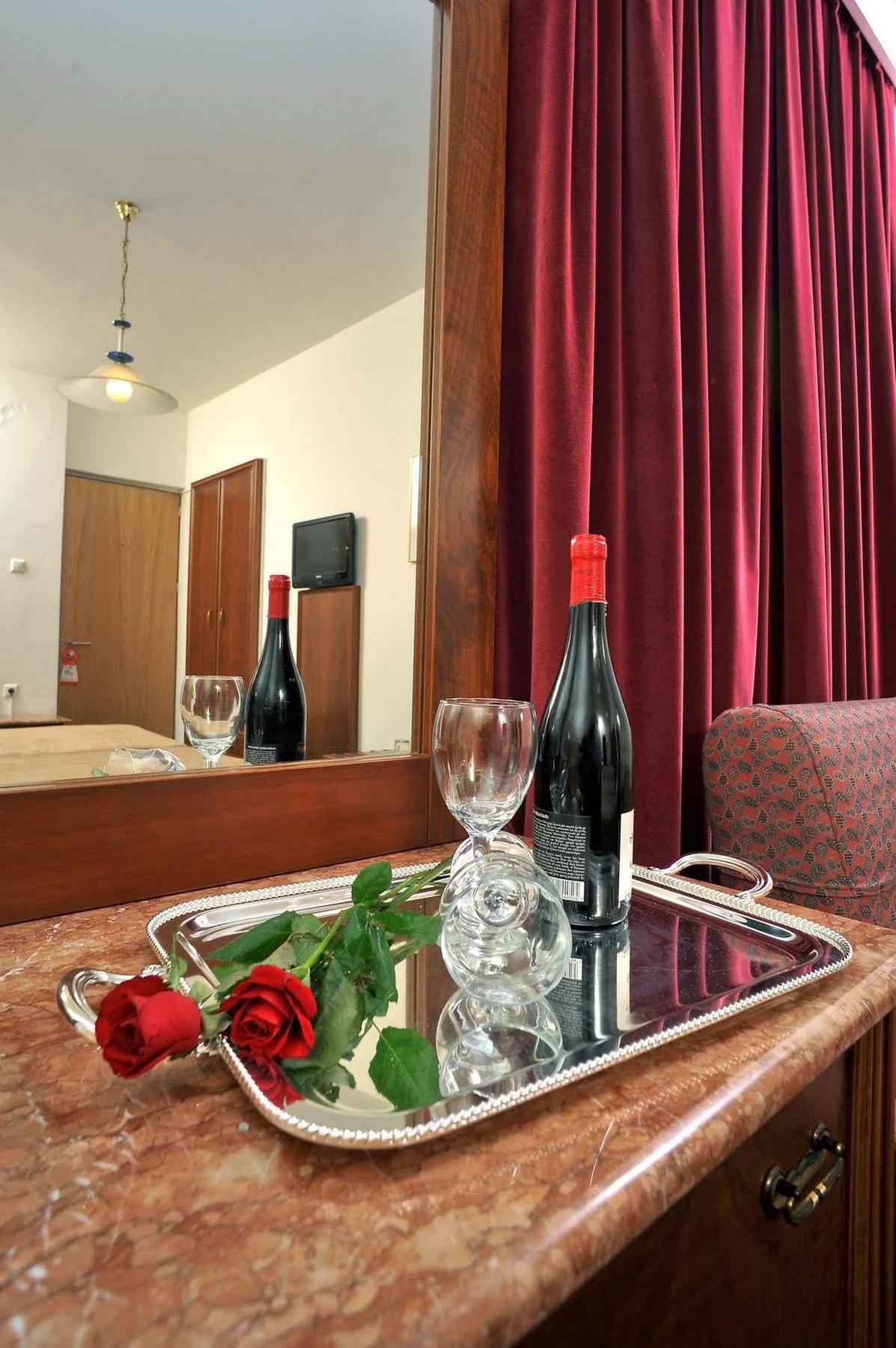 Asteras Hotel Larissa Zewnętrze zdjęcie